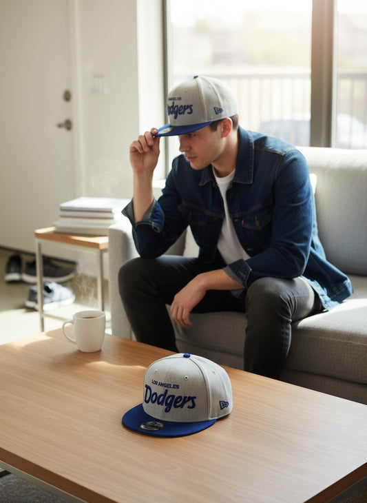 Los Angeles Dodgers New Era Two-Tone Heather Grey & Navy Script Snapback